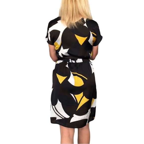 Nygard Collection black with yellow & white cap sleeve dress size 6 - Picture 3 of 5